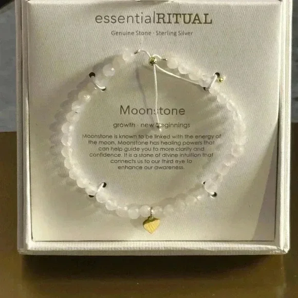Essential Ritual Moonstone Bracelet White New - Picture 4 of 5